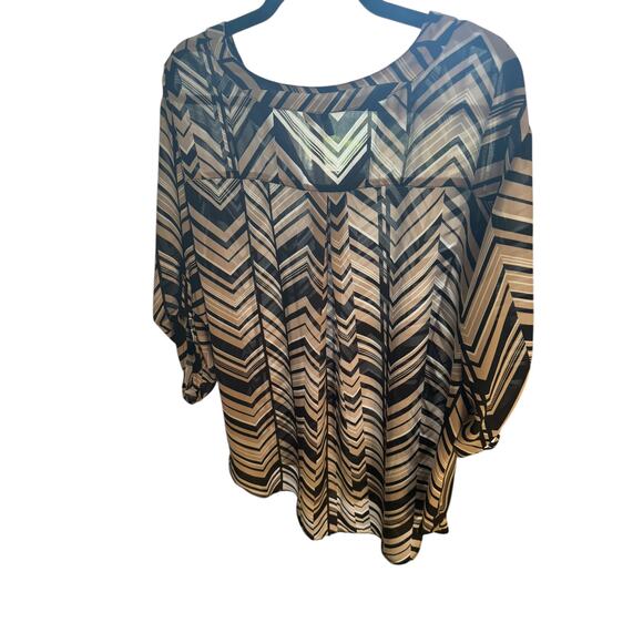Cato Black/tan Chevron Print Tunic Plus Size Stylish Women's Top Size 22/24W - Picture 2 of 8